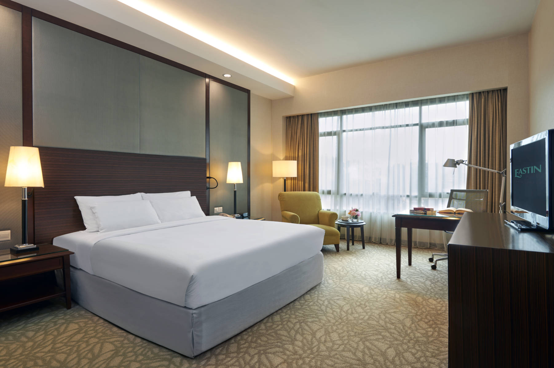 Rooms & Suites  Deluxe Room Hotel  Eastin Hotel Kuala Lumpur